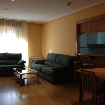 Apartamentos Turisticos Puerta De León Dış mekan fotoğraf