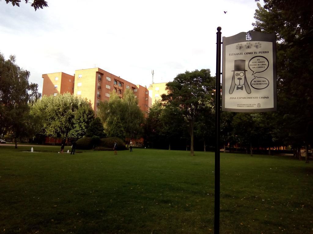 Apartamentos Turisticos Puerta De León Oda fotoğraf