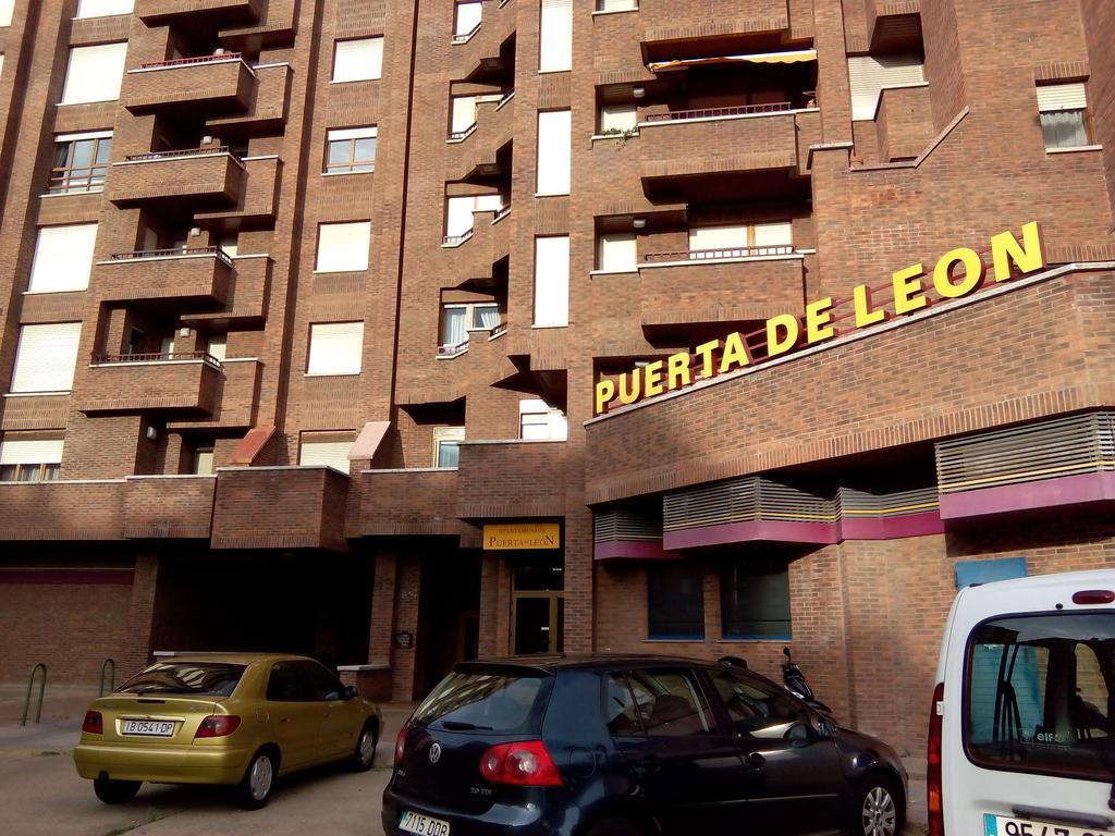 Apartamentos Turisticos Puerta De León Oda fotoğraf