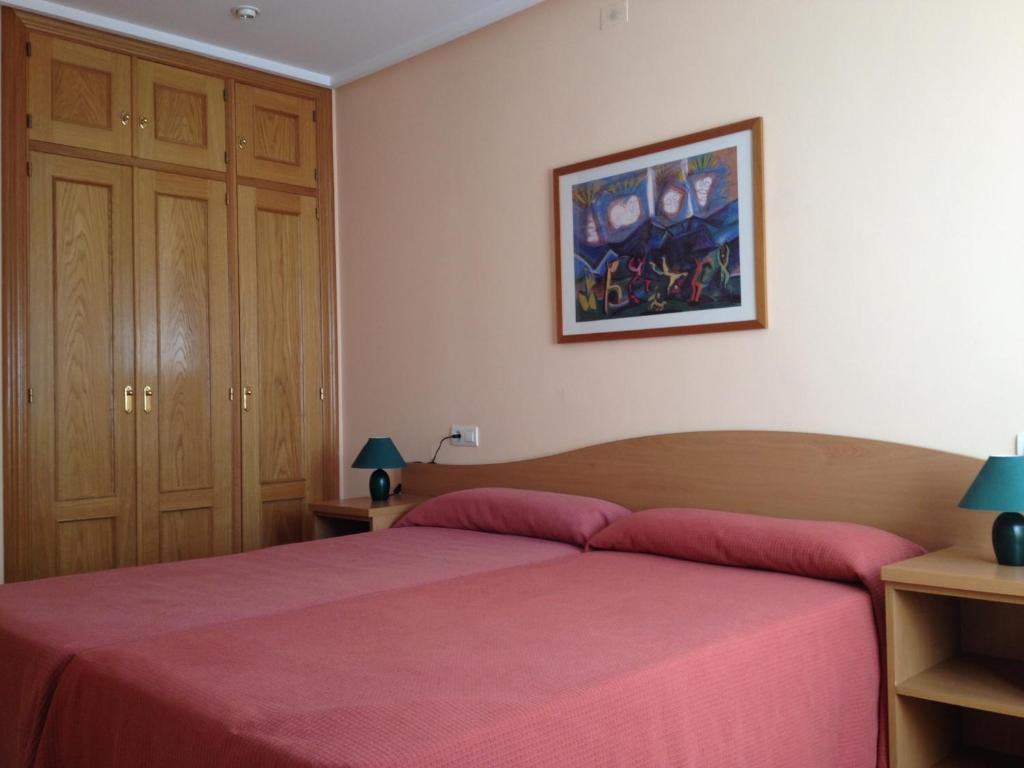 Apartamentos Turisticos Puerta De León Dış mekan fotoğraf