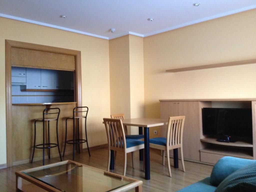 Apartamentos Turisticos Puerta De León Oda fotoğraf