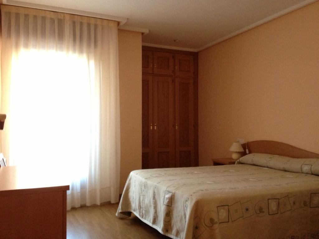 Apartamentos Turisticos Puerta De León Oda fotoğraf