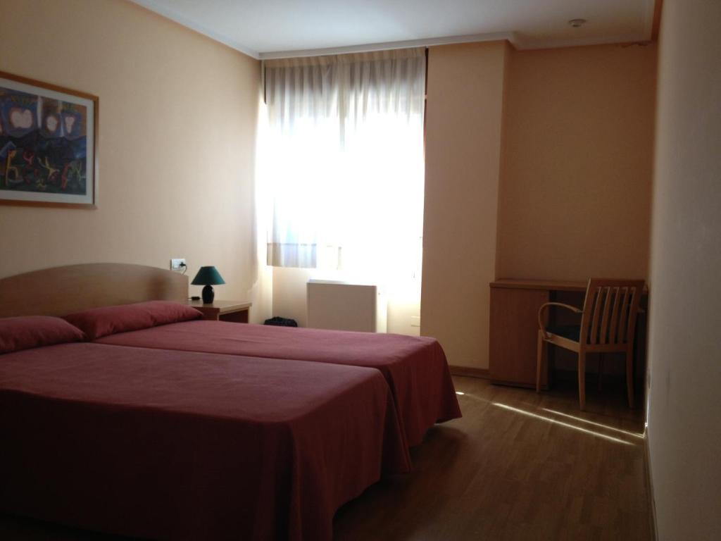 Apartamentos Turisticos Puerta De León Oda fotoğraf